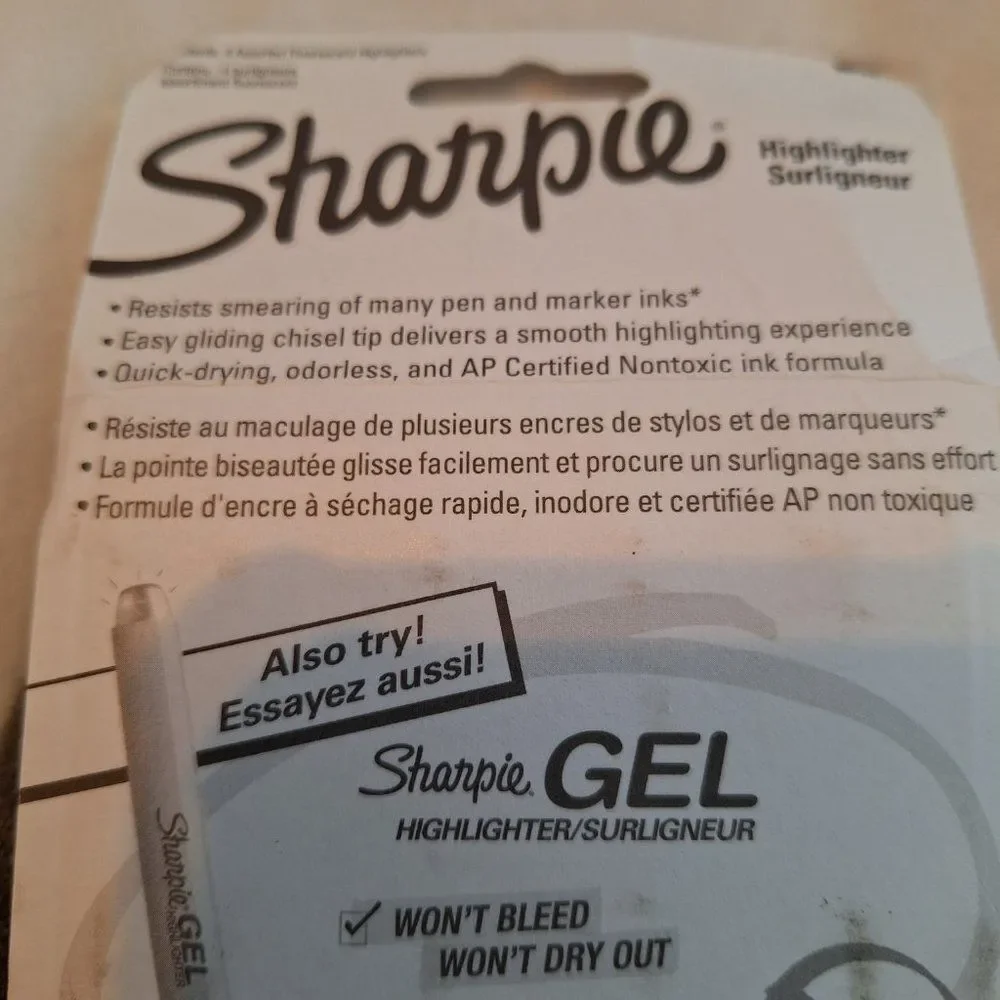 Sharpie Accent Tank-Style Highlighters, Assorted‎ Colors, Chisel Tip, 4-Count